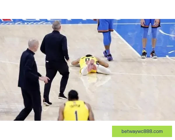 纳什观战太阳终结五连败布克爆发带队大胜猛龙