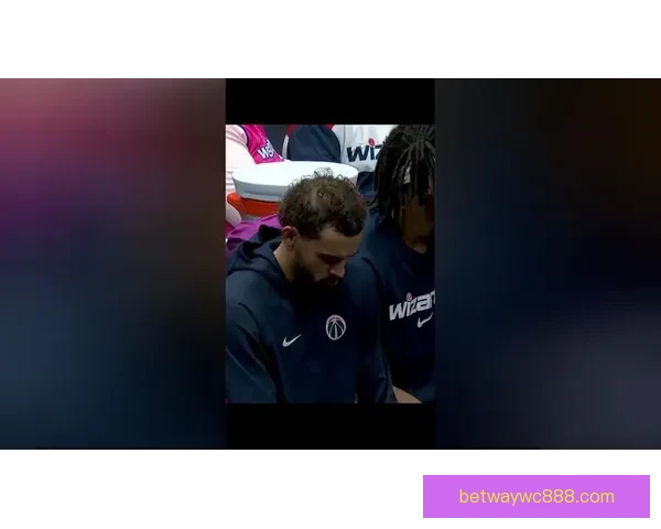 波神因背部不适缺席背靠背大战 或将在对阵老鹰时休战